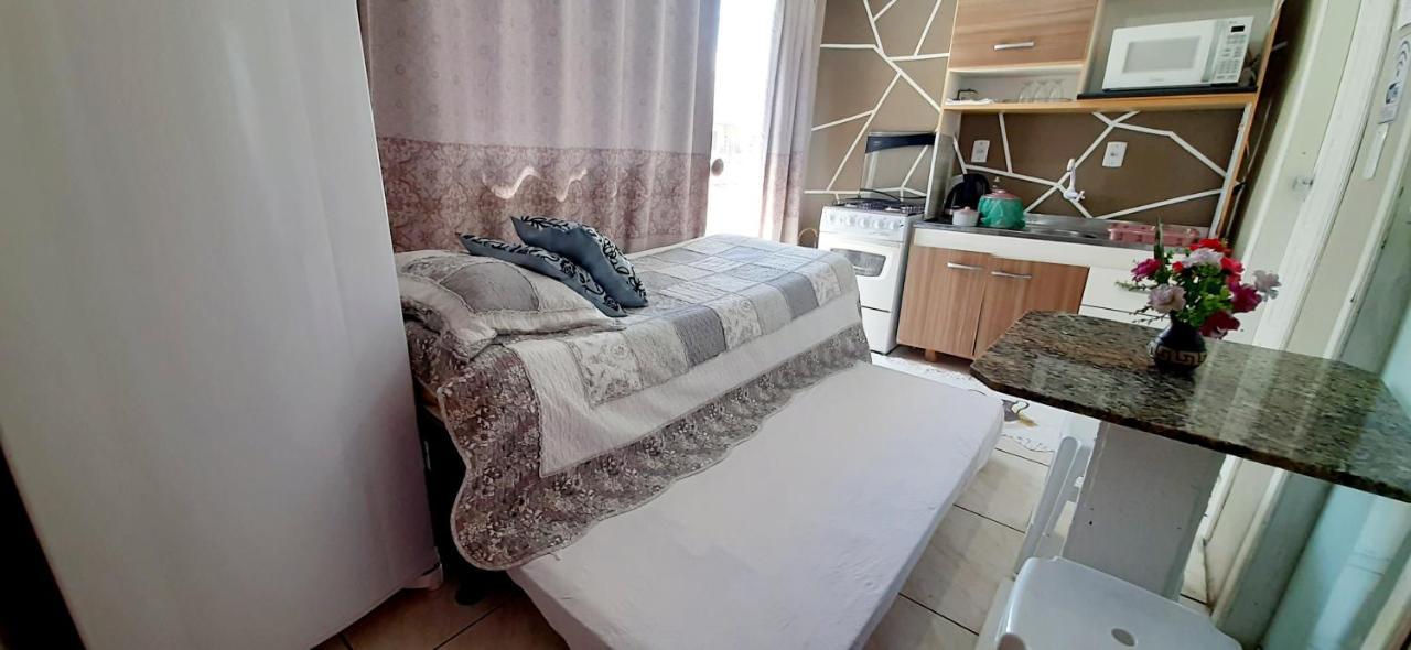 Kitnet K1 Em Torres-Rs - Na Mais Bela Praia Gaucha - Cozinha - Banheiro - Ar Condicionado - Smart Tv 32' - Wi-Fi - Anfitria Superhost No Bnb Exterior foto