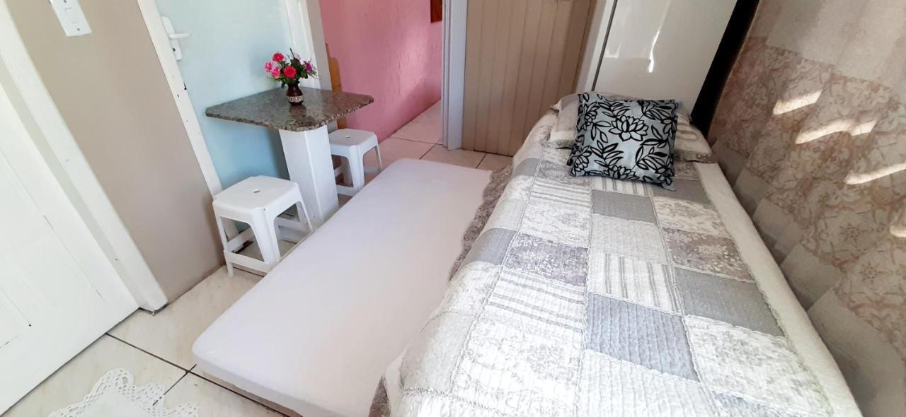 Kitnet K1 Em Torres-Rs - Na Mais Bela Praia Gaucha - Cozinha - Banheiro - Ar Condicionado - Smart Tv 32' - Wi-Fi - Anfitria Superhost No Bnb Exterior foto